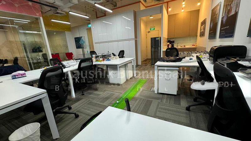 Office for Rent: Robinson Square - Image 8