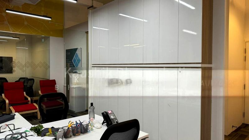 Office for Rent: Robinson Square - Image 2