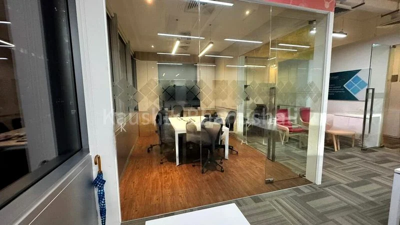 Office for Rent: Robinson Square - Image 7