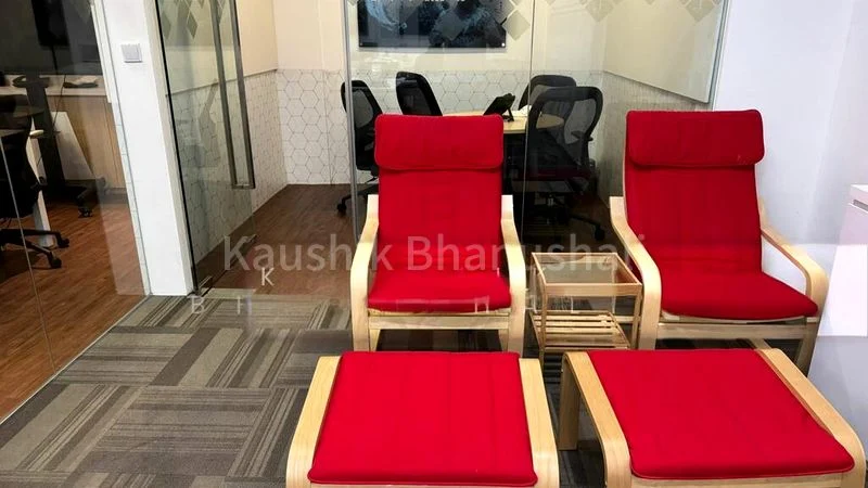 Office for Rent: Robinson Square - Image 6