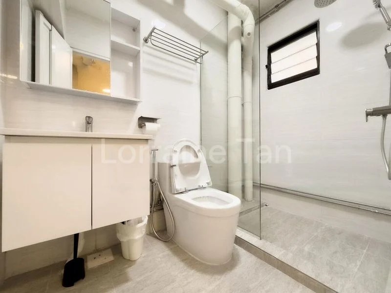5 Room (5A) HDB for Sale in  11 Pine Close - Image 1