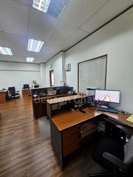 Warehouse for Rent: Shun Li Industrial Complex - Image 1