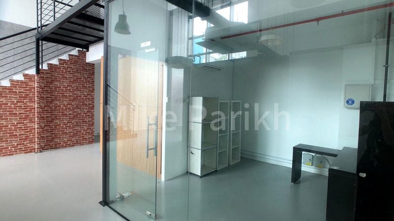 Light Industrial (B1) for Rent in  Oxley Bizhub - Image 3