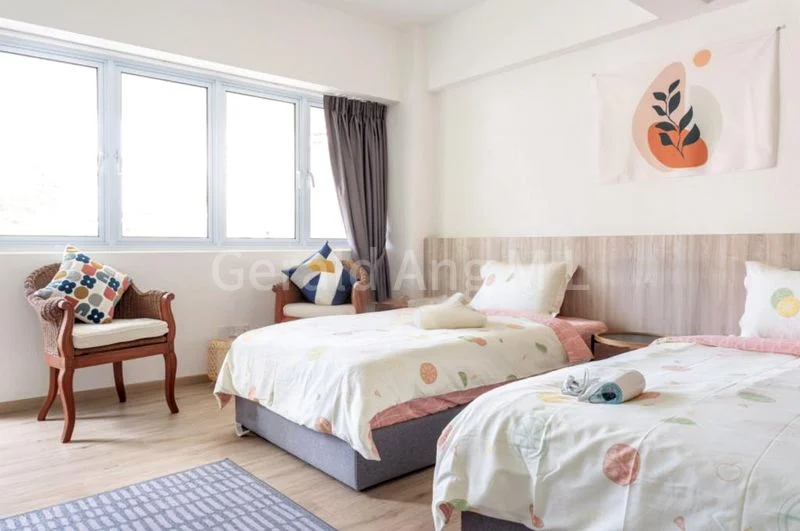 Master Room (Condo) for Rent in  Keng Soon Building - Image 5