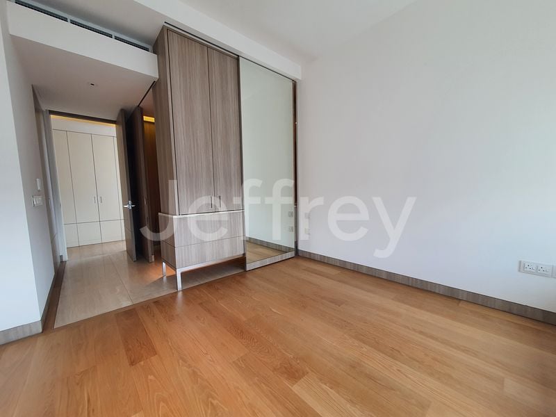 4+1 Bed Condo for Rent in Ardmore Residence - Image 16