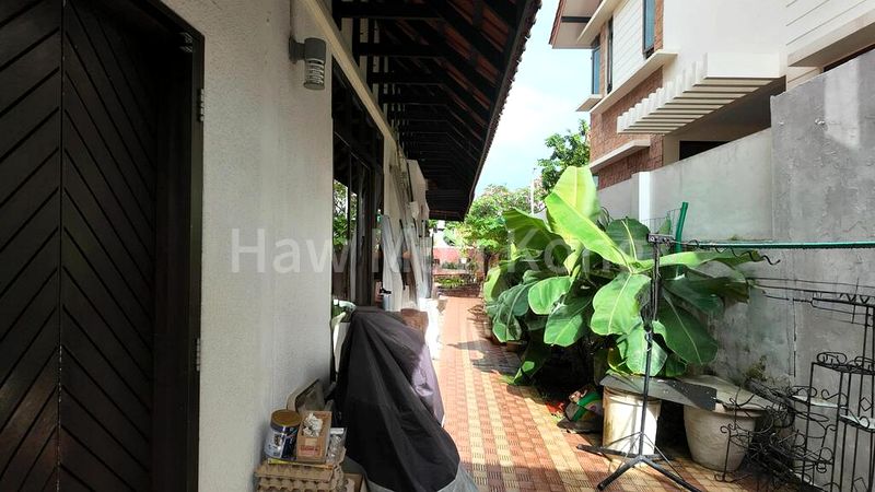 5 Bed Corner Terrace (Landed) for Sale in  Sennett Estate - Image 5