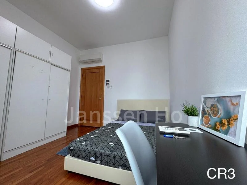 Common Room (Condo) for Rent in  The Huntington - Image 8