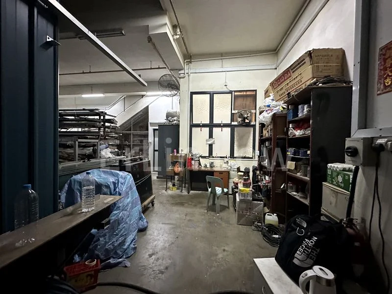 Factory / Workshop (B2) for Sale in E9 Premium - Image 5