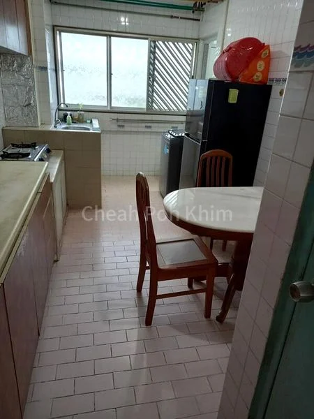 3 Room (3I) HDB for Rent in  27 New Upper Changi Road - Image 1