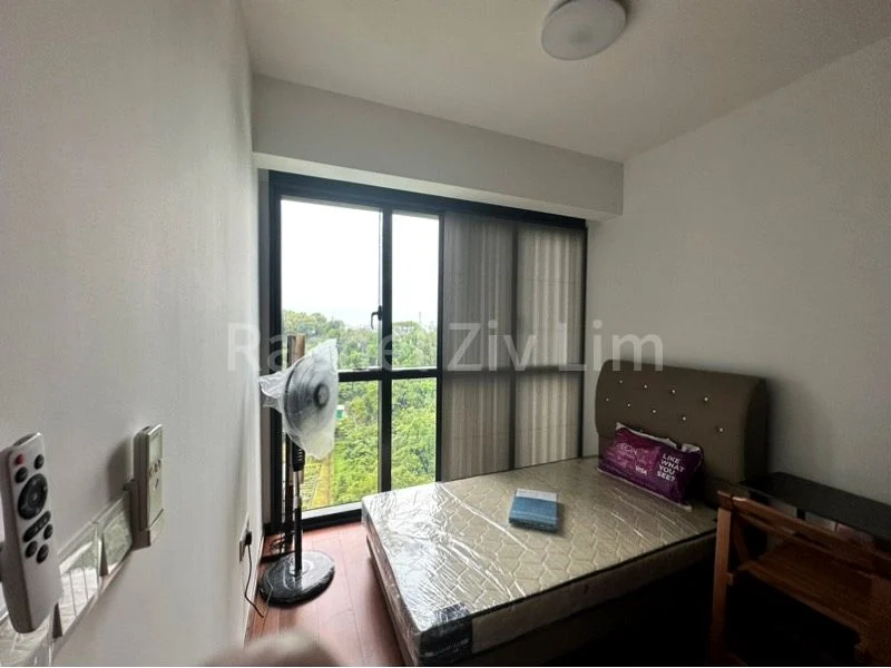 Common Room (Condo) for Rent in  Normanton Park - Image 1