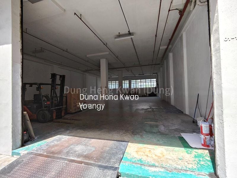 Warehouse for Rent:  Rare | Central | Ground Floor Shop | - Image 1