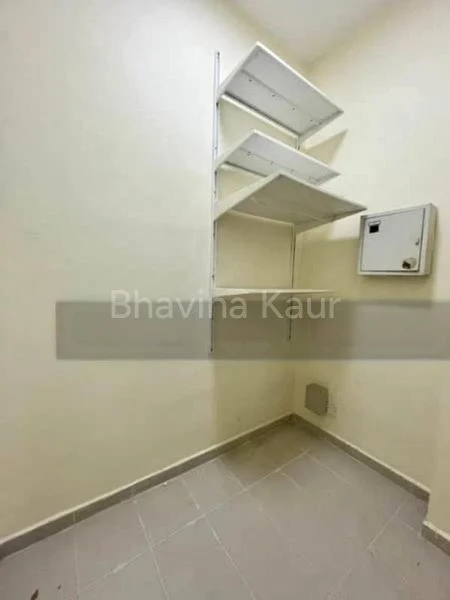 2 Bed Condo for Sale in  Regentville - Image 4