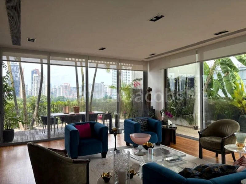 4 Bed Apartment (Condo) for Rent in  The Oliv - Image 1