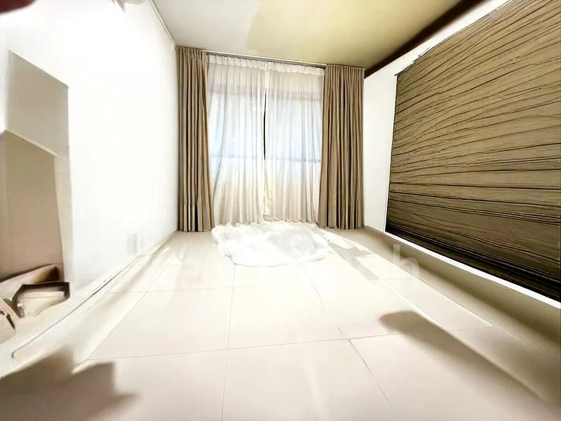 5 Room (5I) HDB for Sale in  209 Jurong East Street 21 - Image 3