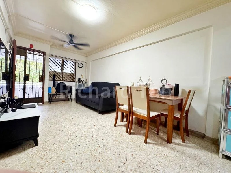 3 Room (3NG) HDB for Sale in 538 Ang Mo Kio Avenue 5 - Image 1