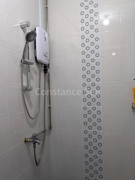 Common Room (HDB) for Rent in  412 Jurong West Street 42 - Image 4
