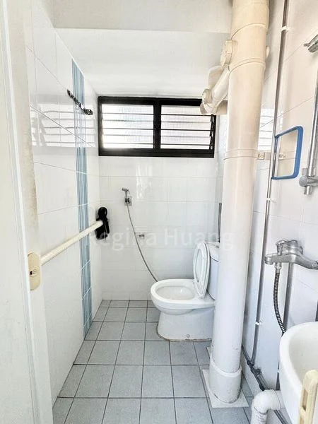 Common Room (HDB) for Rent in  379 Clementi Avenue 5 - Image 2