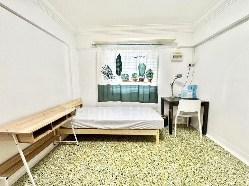 Common Room (HDB) for Rent in  379 Clementi Avenue 5 - Image 6