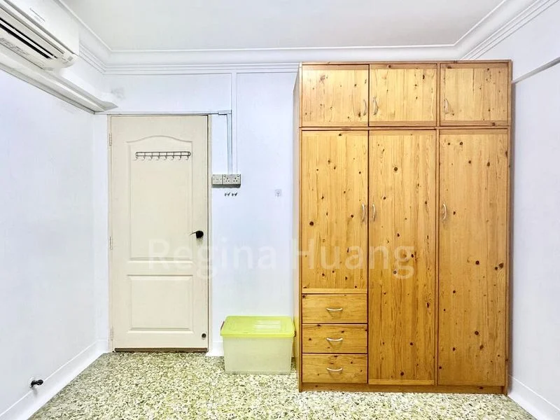 Common Room (HDB) for Rent in  379 Clementi Avenue 5 - Image 5