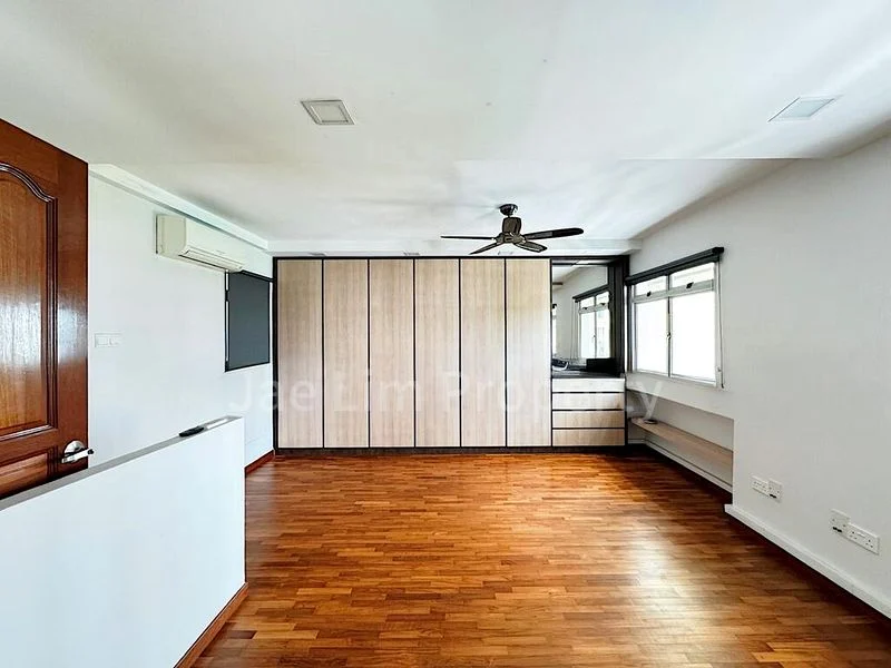 4 Room (4A) HDB for Sale in  199D Punggol Field - Image 8