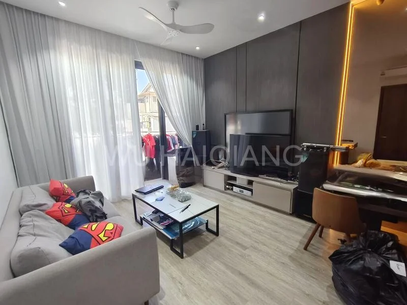 7 Bed Corner Terrace (Landed) for Sale in  Springleaf Garden Estate - Image 5