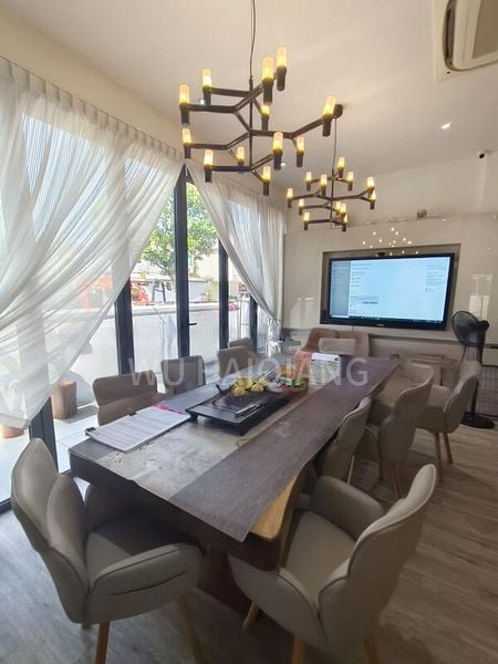 7 Bed Corner Terrace (Landed) for Sale in  Springleaf Garden Estate - Image 4