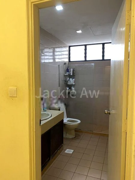 Room (Condo) for Rent in Avon Park - Image 7