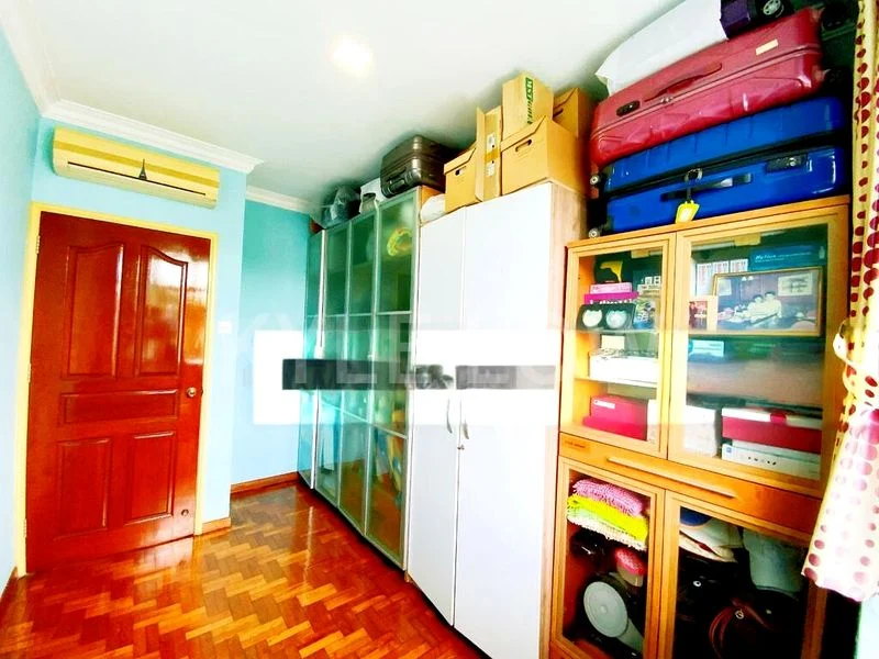 3 Bed Condo for Rent in  Novena Lodge - Image 7