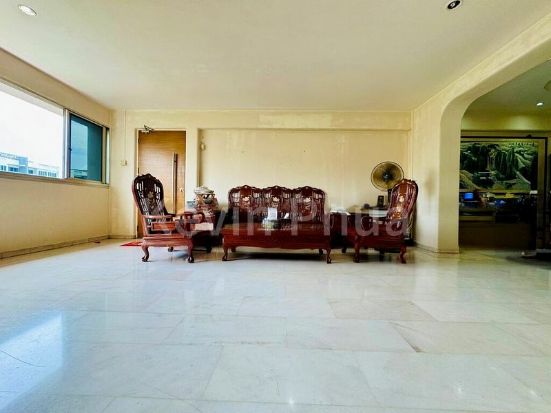 5 Room (5I) HDB for Sale in 487 Pasir Ris Drive 4 - Image 1