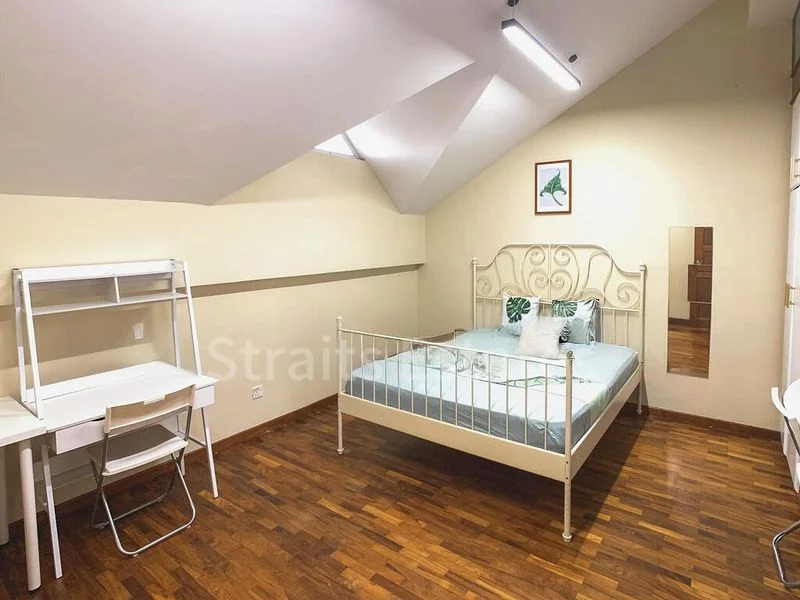 Common Room (Landed) for Rent in  Sennett Estate - Image 2