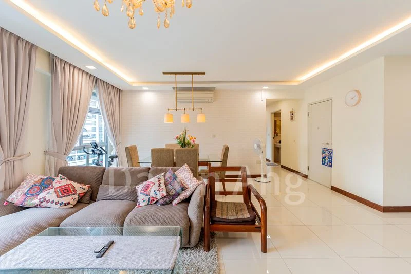 5 Room (5I) HDB for Sale in  477B Upper Serangoon View - Image 1