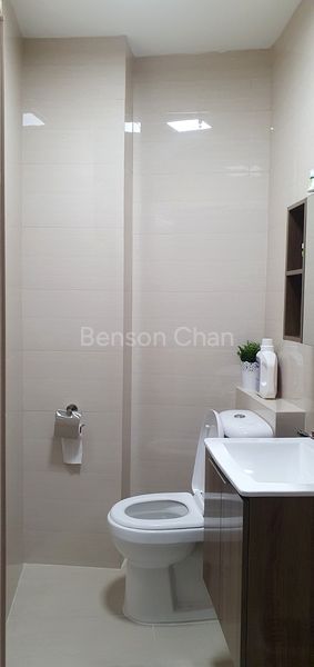 Light Industrial (B1) for Rent: MAE Building - Image 2