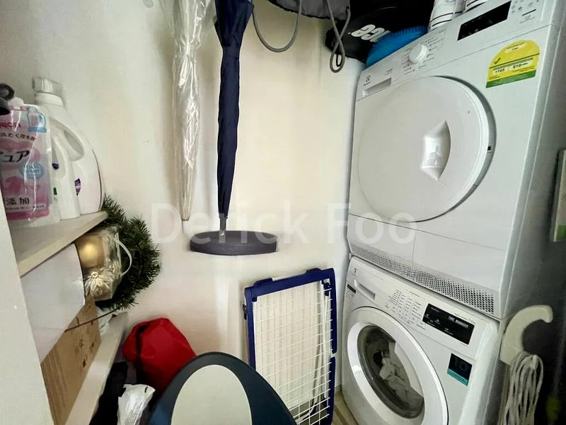 2 Bed Apartment (Condo) for Rent in  The Paterson Edge - Image 17