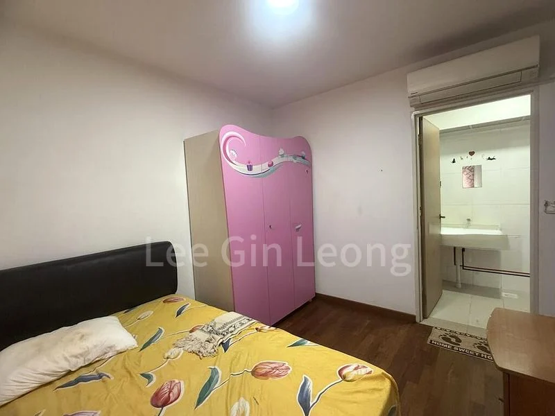 Master Room (HDB) for Rent in 36 Margaret Drive - Image 3