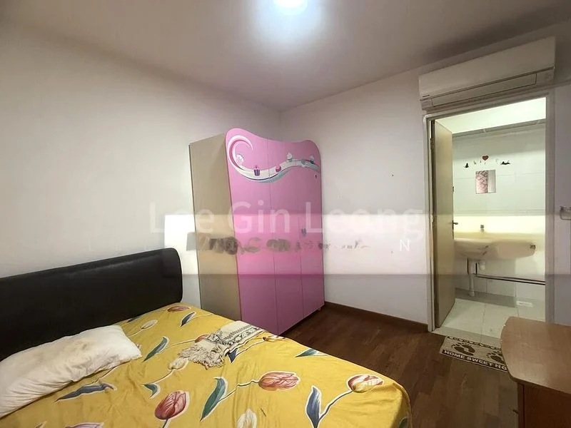 Master Room (HDB) for Rent in  36 Margaret Drive - Image 4