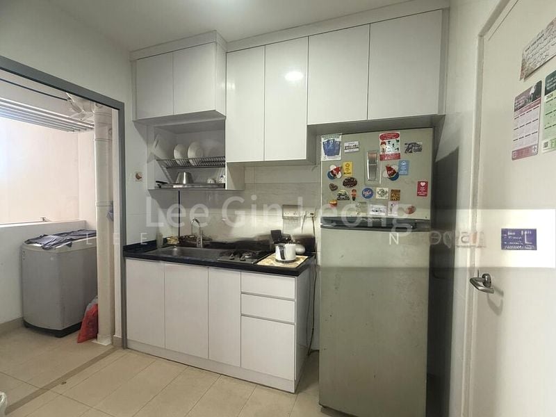 Master Room (HDB) for Rent in  36 Margaret Drive - Image 2
