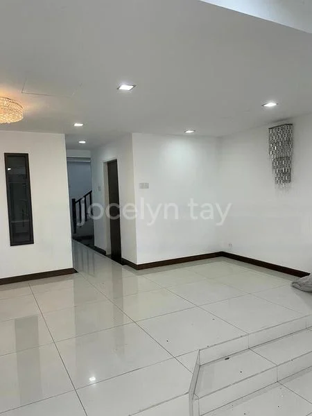 6 Bed Terraced House (Landed) for Rent in  Seletar Hills Estate - Image 4