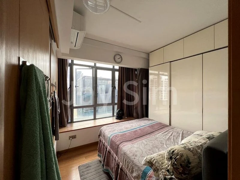 2 Bed Condo for Rent in  Luma - Image 3