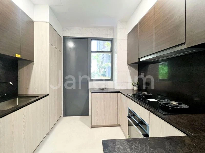 5 Bed Cluster House (Landed) for Sale in Parc Clematis - Image 4