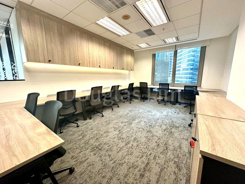 Office for Rent: Prudential Tower - Image 6