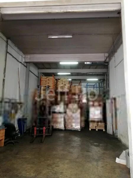 Factory / Workshop (B2) for Rent: Tuas Bay Industrial Centre - Image 1