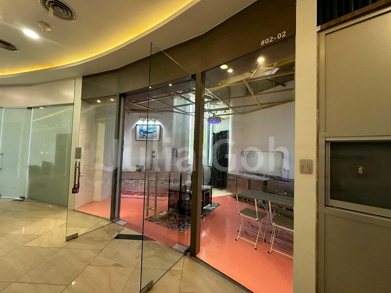 Other Retail for Sale: Alexandra Central Shop - Image 2