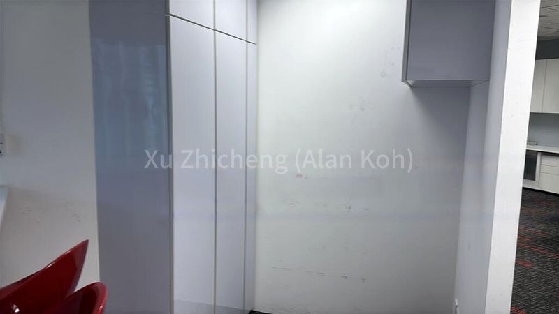 Office for Rent: Republic Plaza - Image 7