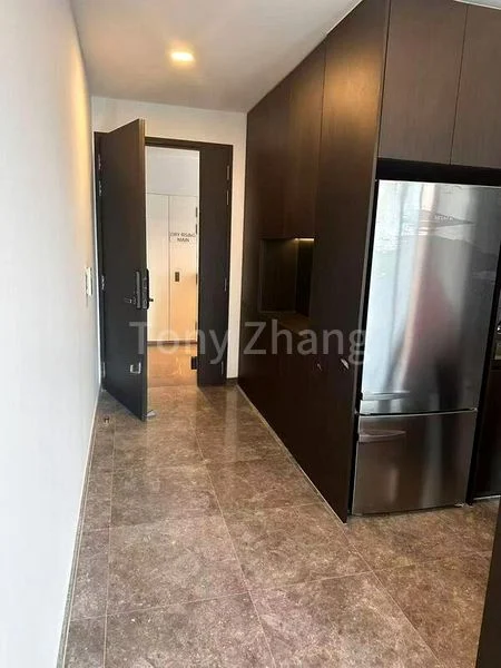 3 Bed Condo for Rent in Hyll on Holland - Image 2