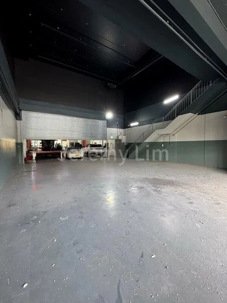 REVV: 2,000 Sq Ft Factory / Workshop (B2) for Sale on Old Kent Road, London SE15 - Image 2