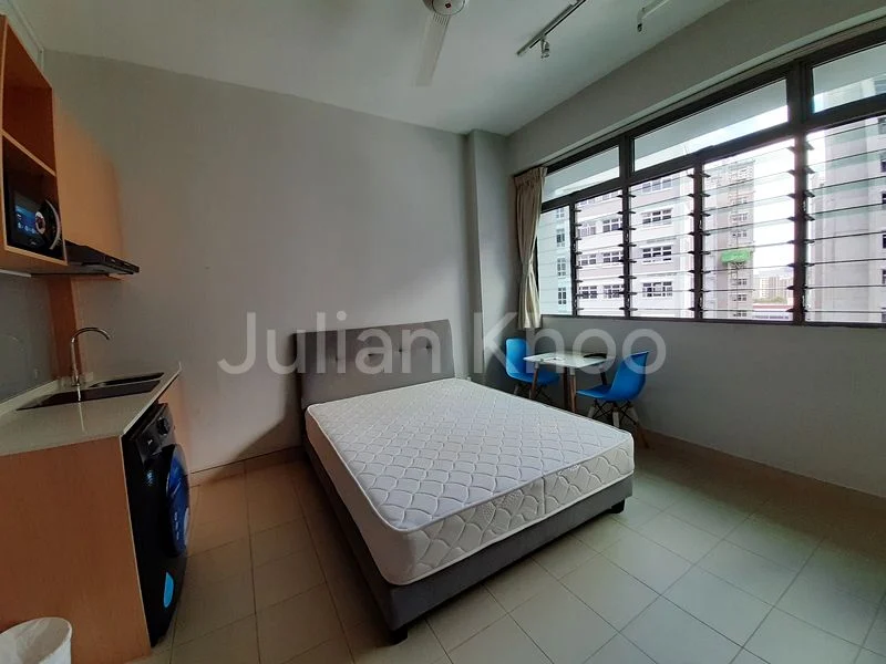 Studio Service Apartment (Condo) for Rent in 85 SOHO @ Boon Lay - Image 3