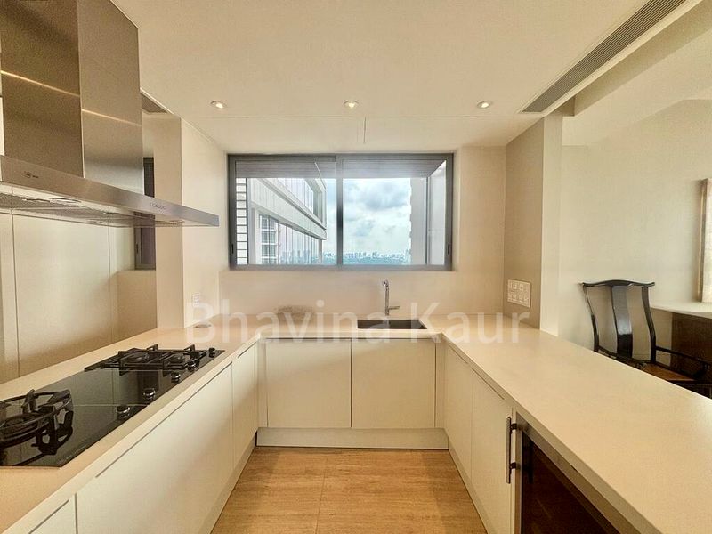 4 Bed Condo for Rent in  Ardmore Residence - Image 2