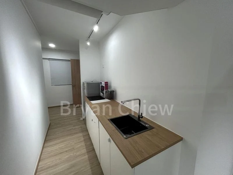 Room (HDB) for Rent in 824 Tampines Street 81 - Image 4