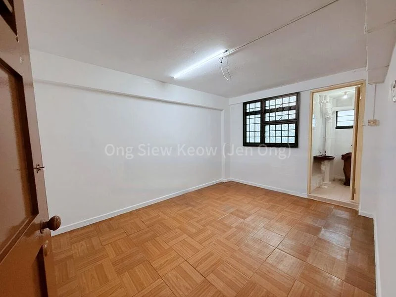 3 Room (3S) HDB for Sale in  62 Circuit Road - Image 17