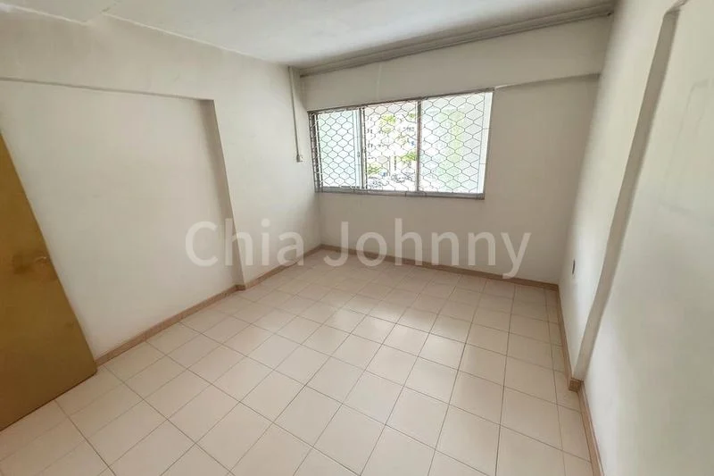 Maisonette HDB for Sale in  114 Clementi Street 13 - Image 3